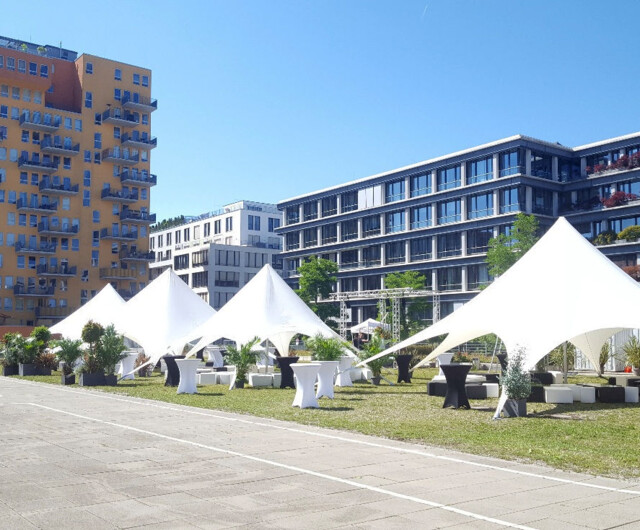 Stehtisch Loungem&ouml;bel Sonnenschutz &Uuml;berdachung