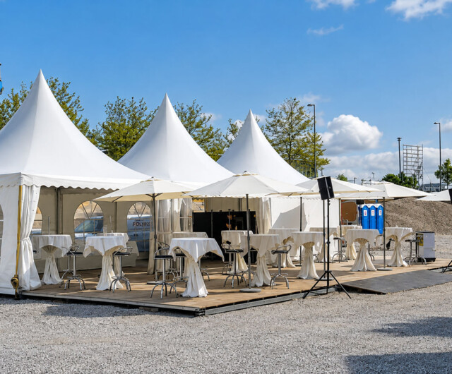 Pagoden Terrasse Stehtische